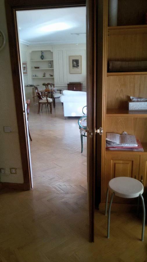 Modern B&B Somosaguas Екстер'єр фото