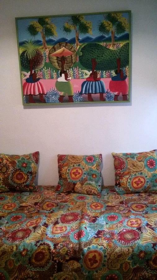 Modern B&B Somosaguas Екстер'єр фото