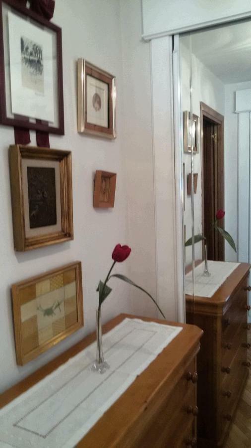 Modern B&B Somosaguas Екстер'єр фото