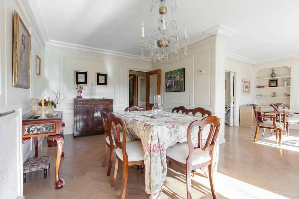 Modern B&B Somosaguas Екстер'єр фото