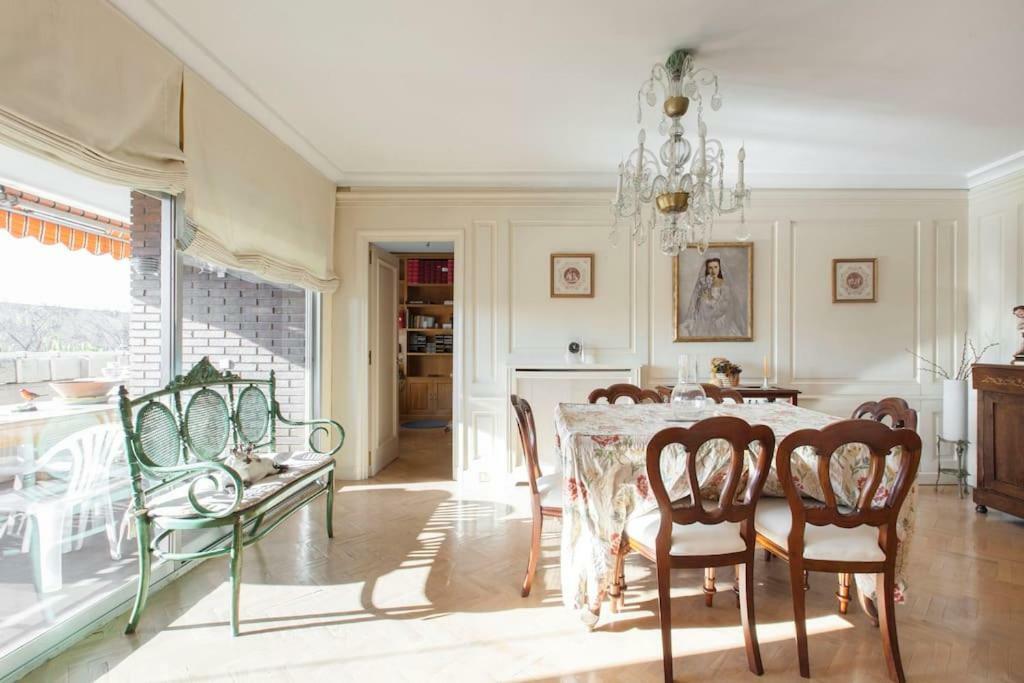 Modern B&B Somosaguas Екстер'єр фото